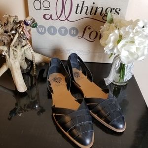 Vince Camuto Women Black Flat Sandals Size 12/42